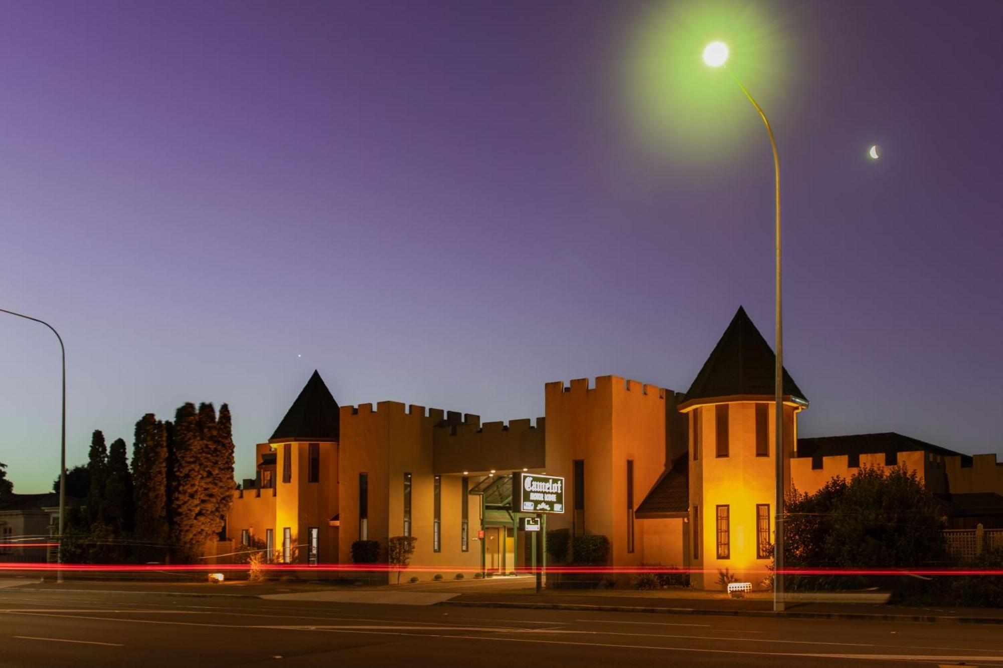 Camelot Motor Lodge And Conference Centre Palmerston North Buitenkant foto